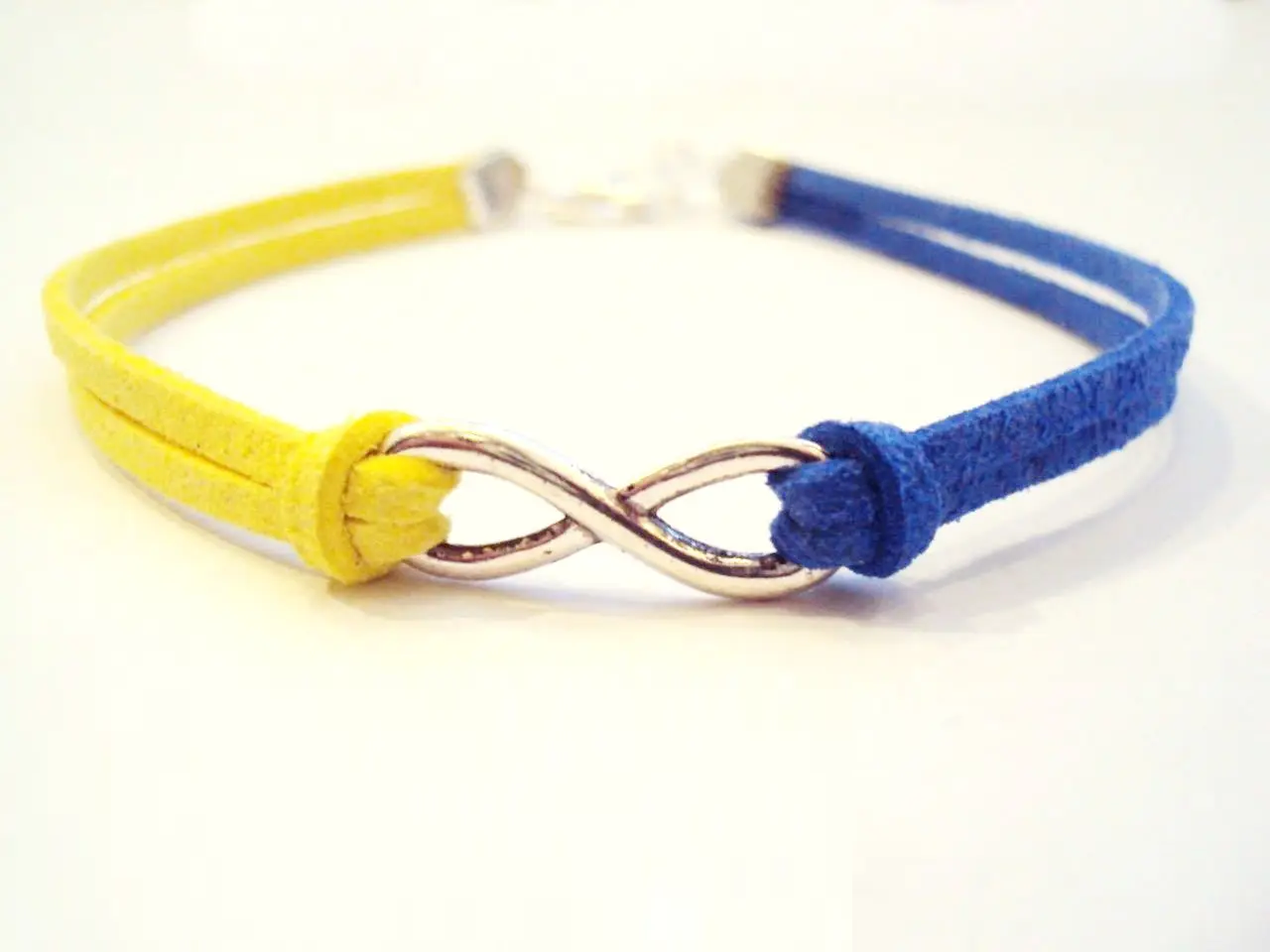 Браслет знак безкінечності в патріотичному синьо-жовтому кольорі Україна, фото 1