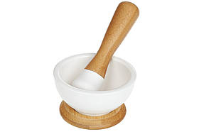 Ступка фарфорова з маточкою Naturel,на бамбуковой підставці 9см