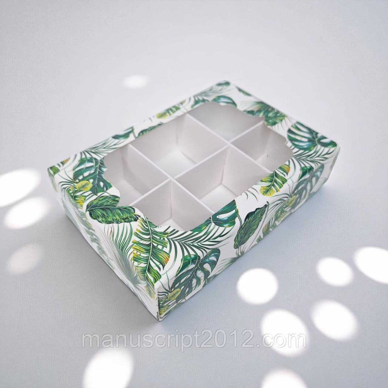 Коробка на 6 цукерок з вікном (130×90×35 мм.) "Монстера"