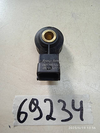 Датчик детонації для автомобіля Porsche Cayenne 9PA 000069234