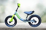 Дитячий велобіг біговел для хлопчиків Сталева рама Надувні колеса 12 дюймів Підставка для ніг і підніжка, фото 7