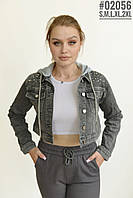 Укорочена джинсова куртка зі знімним капюшоном розмірний ряд S,M,L,XL,2XL