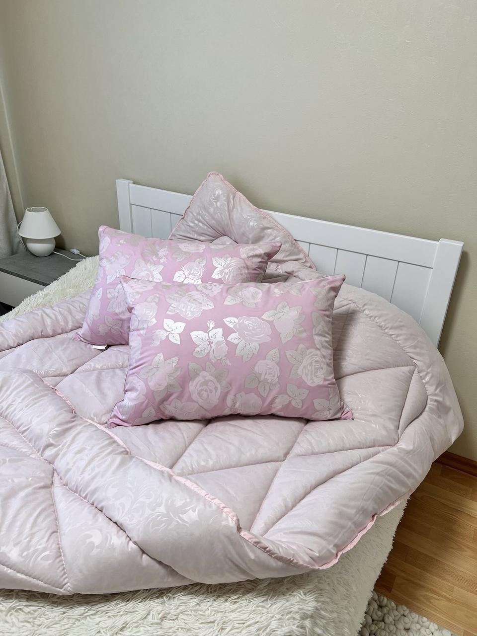 Ковдра Королева Снов полуторна Лебединий пух 145×210 см, гіпоалергенна, легка та тепла, фото 1