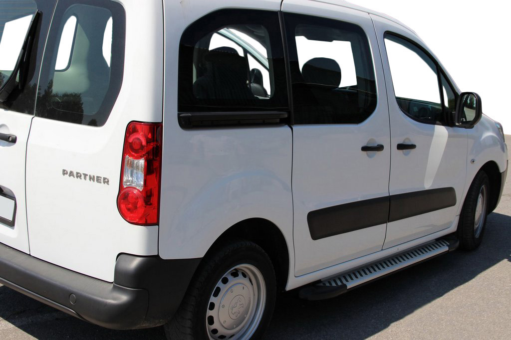 Бічні пороги площадки на Citroen Berlingo 2008-2018 Підніжки Сітроен Берлінго Line