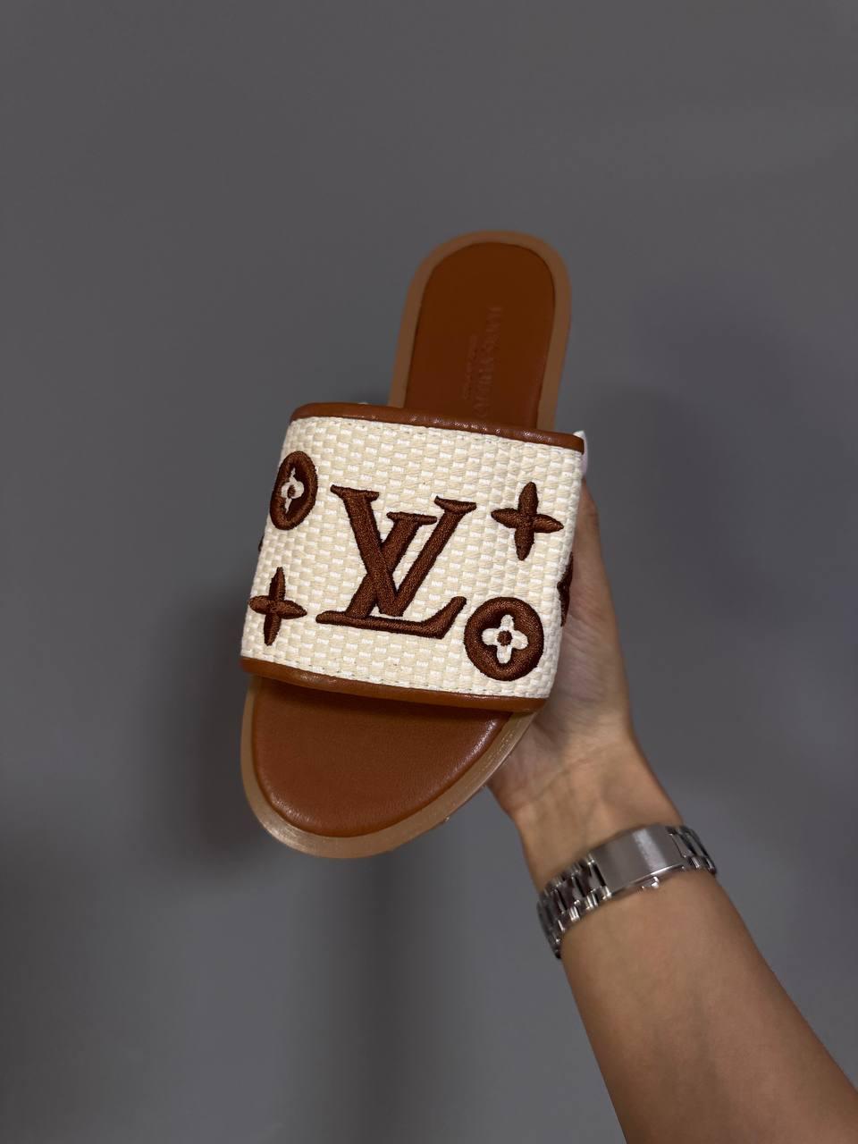 Жіночі шльопанці Louis Vuitton BLACK / LIGHT GINGER / CREAM SLIDES (коричнево-білі) взуття на літо 1278 ЛВ vkross, фото 1