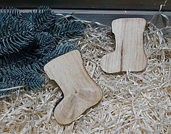 Фігурка, ялинкова прикраса Чобіток 8,5см (сосна 1см)