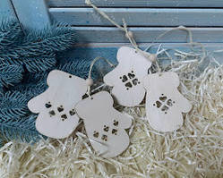 Декоративна підвіска Рукавичка з сердечками 9см