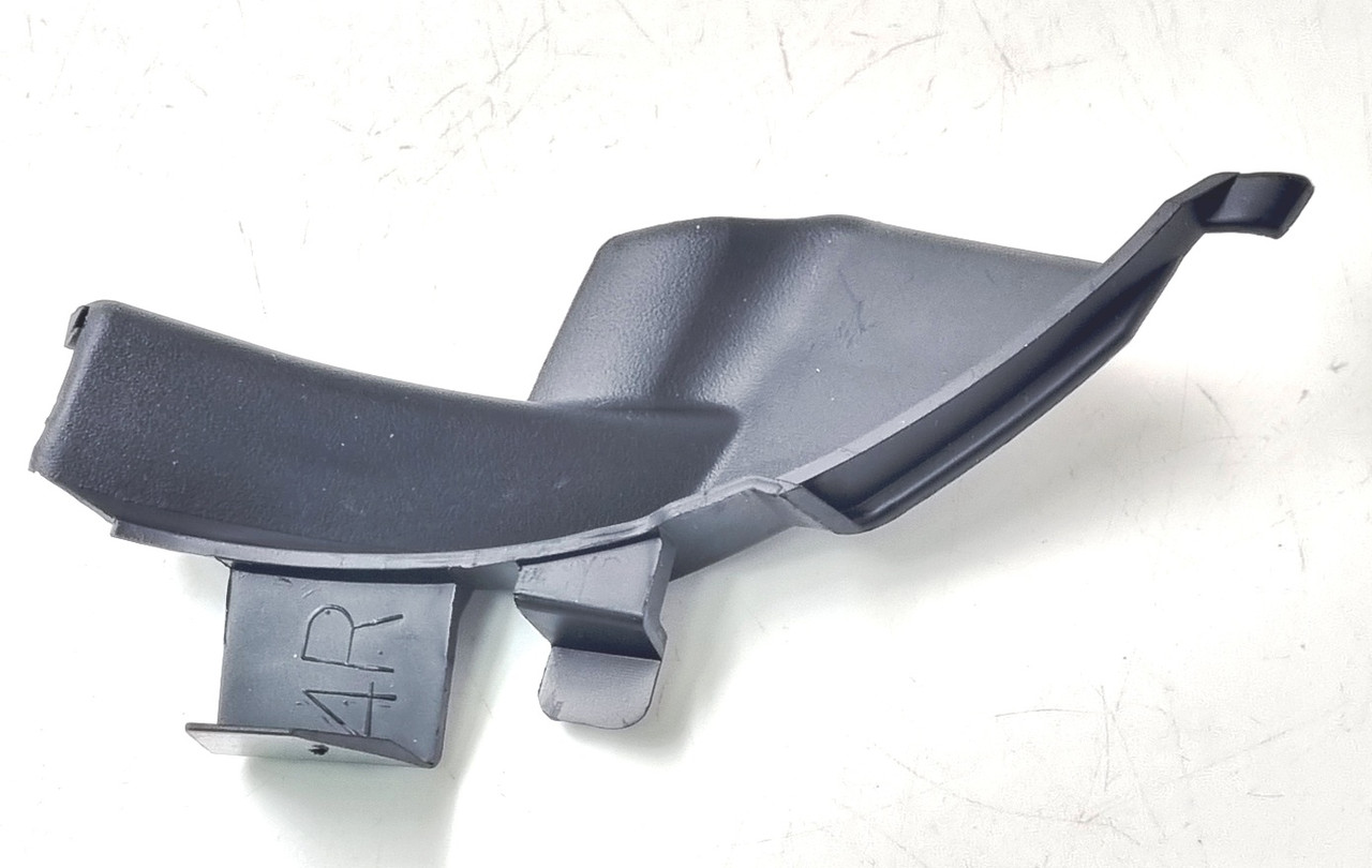 Гумка ущільнювальна крила права, оригінал 53866-60030 Тойота Ленд Крузер Прадо 120, Лексус ГХ470 2002-2009