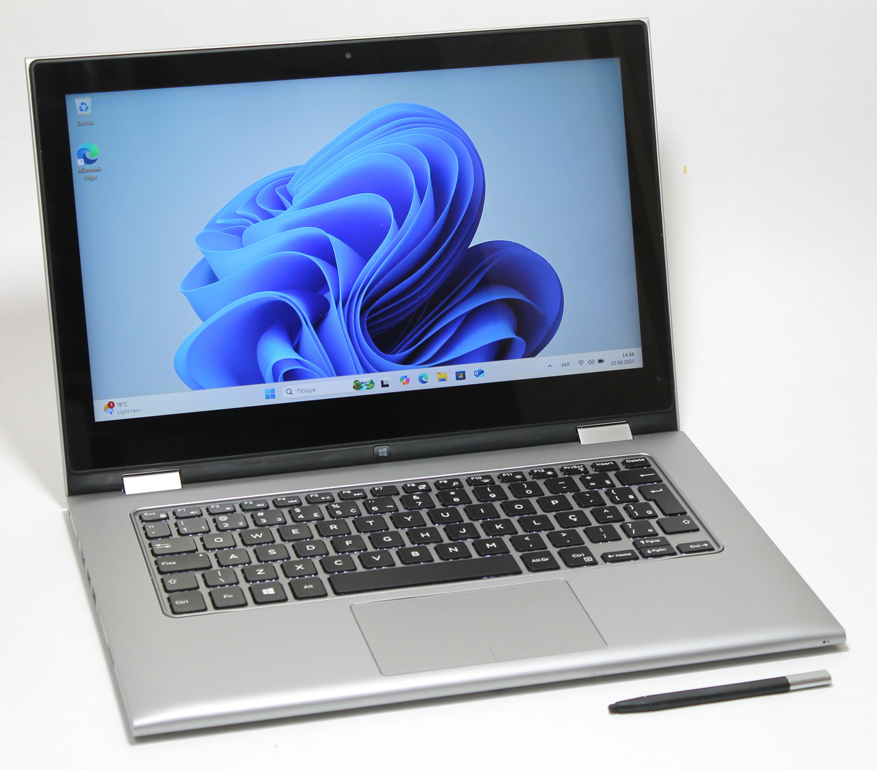 Ультрабук Dell Inspiron 13-7348 core i7 (5th Gen) 8Gb DDR3l+256Gb SSD Windows 11