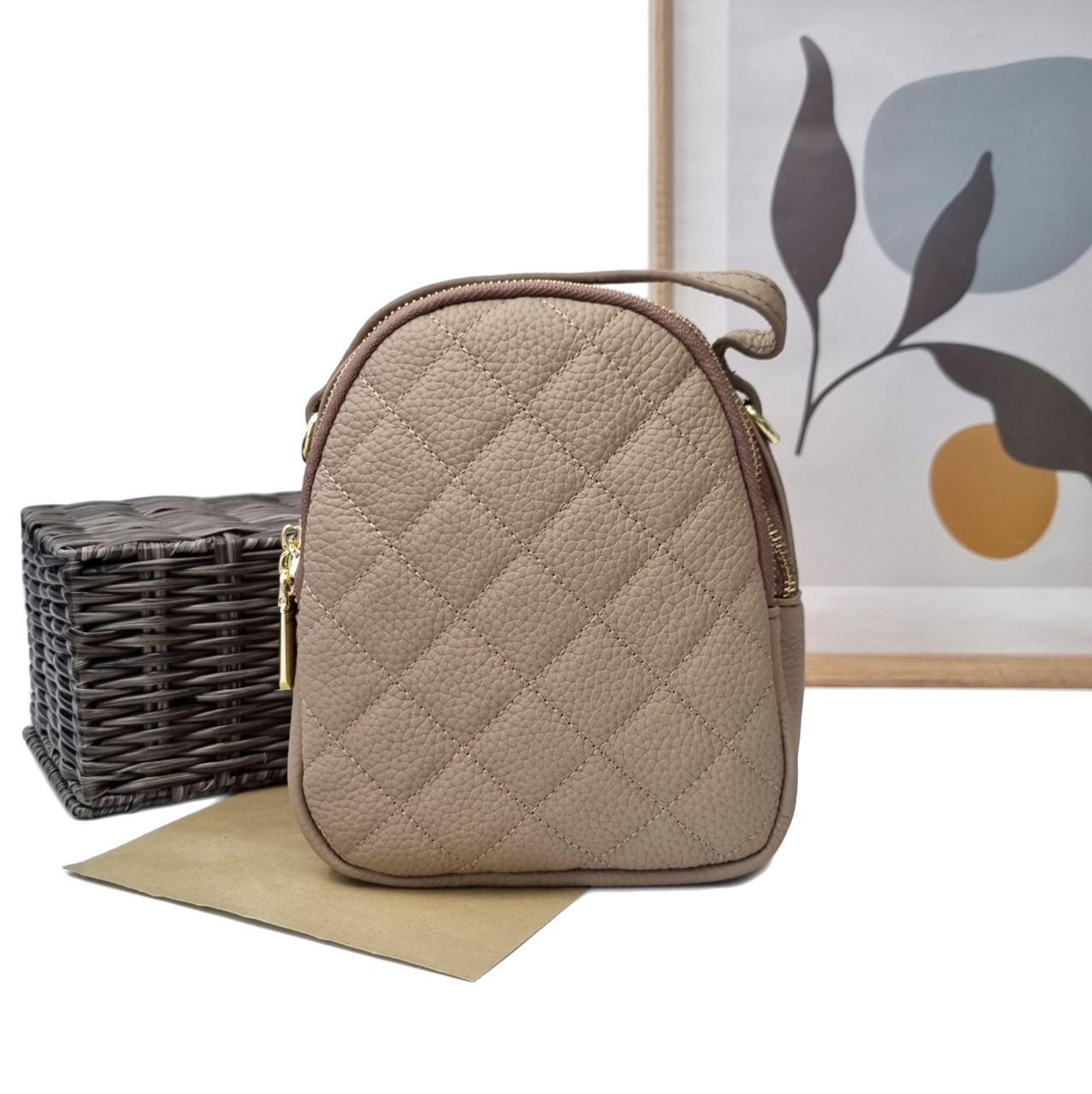 Жіноча маленька сумка крос-боді бежевий Арт.9526 beige VIVAVERBA Україна — (юнкі)