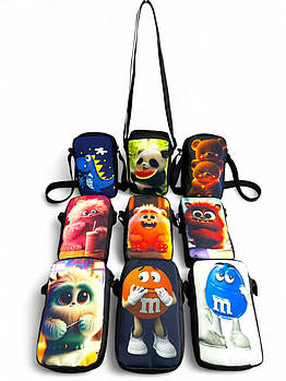 Дитяча сумочка 19,5*11 см на блискавці з довгим ремінцем принт у різних варіантах Kay