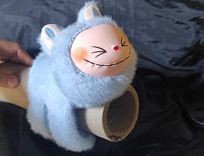 М'яка іграшка браслет на руку Лабуба 17 см, LABUBU, Блакитний колір, фото 3