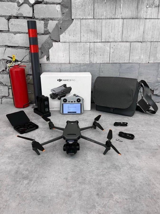 Квадрокоптер DJI Mavic 3 Pro Fly More Combo (RC PRO) ВТ6374, фото 1