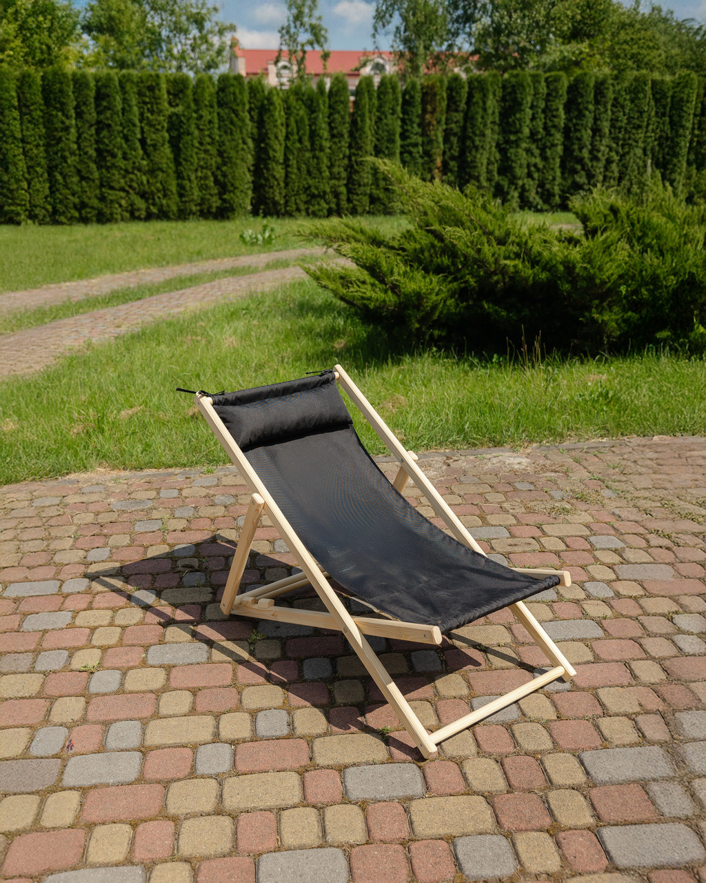 Розкладне дерев'яне крісло шезлонг із тканиною, для дачі, пляжу або кафе.Крісла садові терасні дерев'яні., фото 1