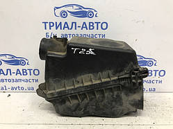 Корпус повітряного фільтра Toyota Avensis T25 1.8 БЕНЗИН 1ZZFE 2003 (б/у)