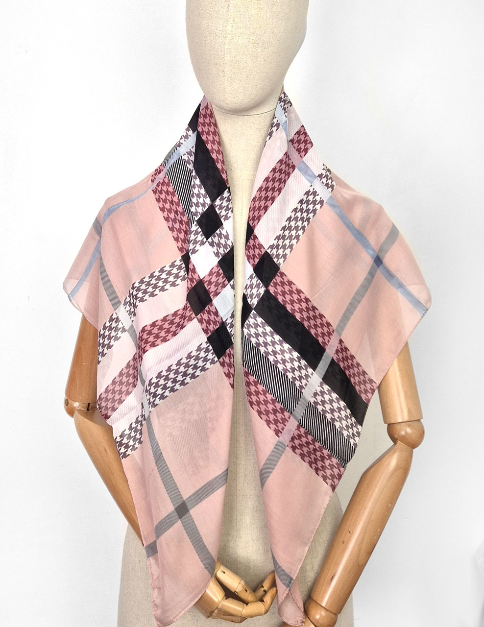 Хустка батистова легка Пауліна клітинка, фото 1