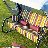 Комфортна гойдалка Venezia з декоративними подушками