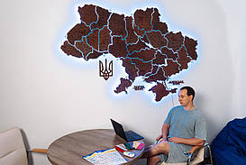 Дерев'яна карта України колір Горіх з підсвічуванням на акрилі