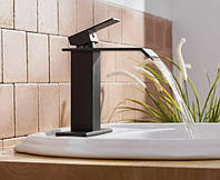 Чорний змішувач для раковини