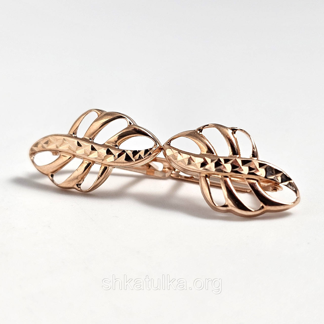 Сережки із золота ажурні з алмазною гранню без каменів, фото 1