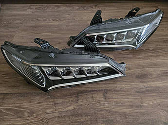 Фара передня права Acura TLX Акура ТЛХ 33100TZ3A01