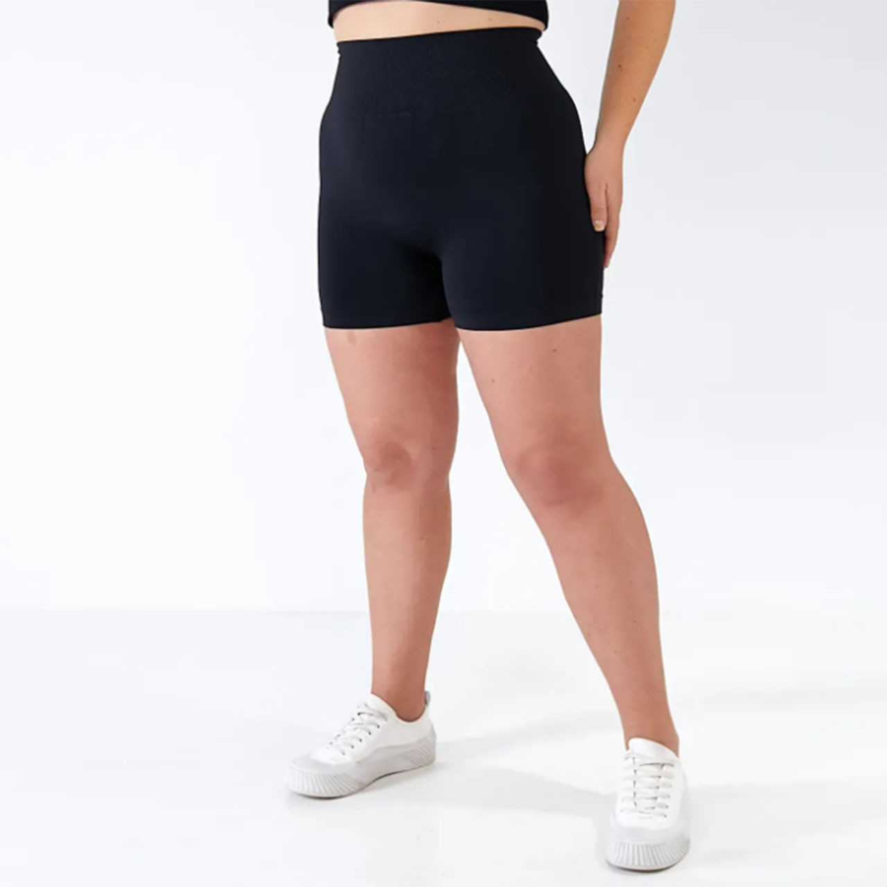 Безшовні шорти чорного кольору з ефектом Пушап "Giulia" ТМ "OK" (L-XL) Розміри: 48-52 (33053-2), фото 1