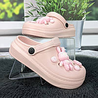 Крокси сабо дитячі для дівчинки пудрові Progress з джибітсами 1987-2