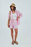 Однотонний жіночий костюм із сорочкою і шортами пудровий літній костюм шорти і сорочка розмір М, фото 2