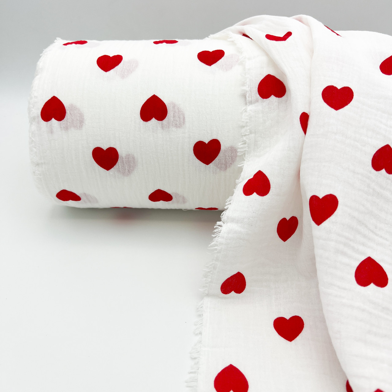 Муслін жатий 2-х "Серця червоні на білому" 160 см, фото 1