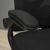 Офісне крісло Інтегро Richman чорне з регульованим підголівником і підлокітниками, фото 6