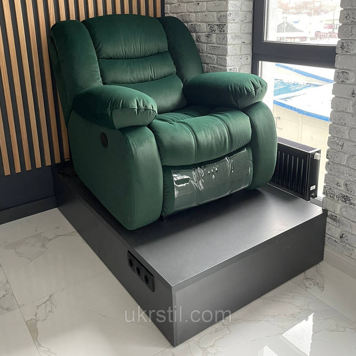 Подіум під крісло-реклайнер Ontario, фото 1