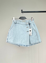 Джинсові шорти-спідниця в блакитному кольорі