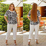 Літній жіночий ошатний батальний брючний костюм-двійка вільного крою: блуза + штани (р.48-62). Арт-2224/42, фото 4