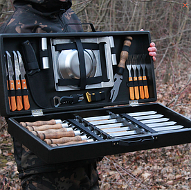 Набір ЗАСТЫЛЬНИЙ шампурів з чарками в дерев'янів коробці для подарунка куму, чоловіку, батьку, шефу.