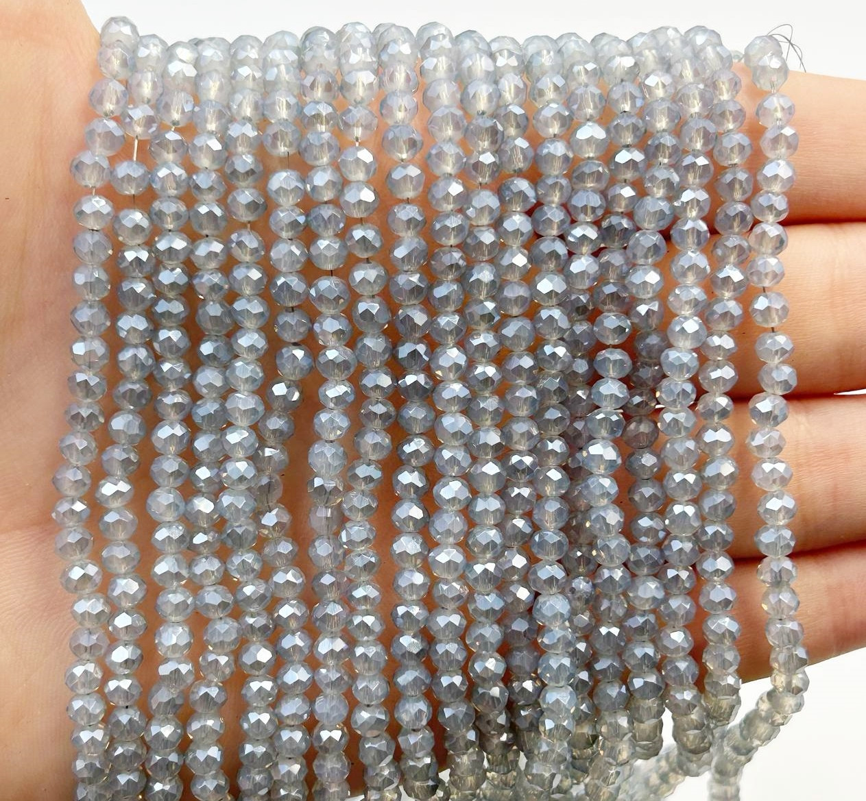Намистини Рондель / 4х3 мм / к-сть: 100-115 шт / Сірий напівпрозорий №75, фото 1