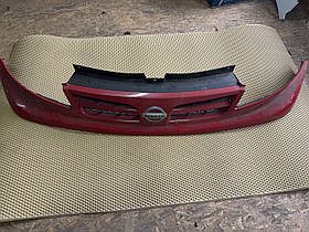 Решітка радіатора б/в NISSAN PRIMASTAR 2007-2014р.в.