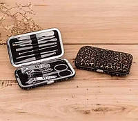 Манікюрний набір Manicure 11 в 1 в кейсі кусачки ножиці сталь жіночий дорожній