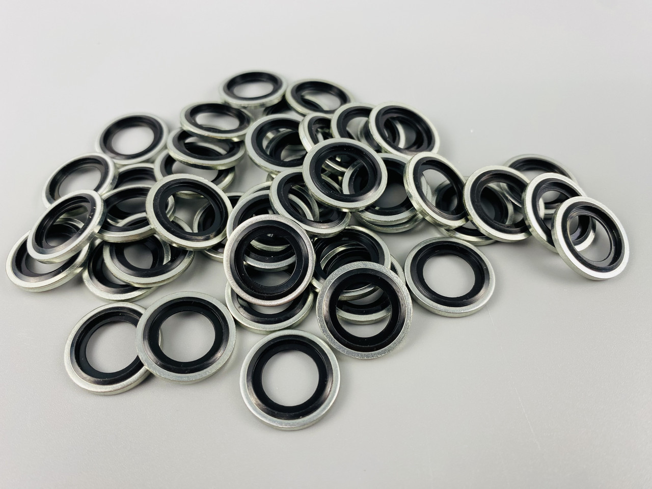 Шайба з гумовим кільцем NBR всередині 14 мм, для гідравліки, олії, води, повітря., фото 1