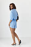 Смугастий вільний костюм із сорочкою та шортами — блакитний колір, L (є розміри), фото 2