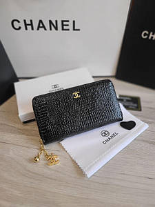 Гаманець Шанель шкіряний лакований чорний на блискавці в коробці