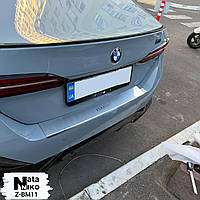 Накладка на бампер с загибом  BMW 5 VIII (G60) 4D с 2023-