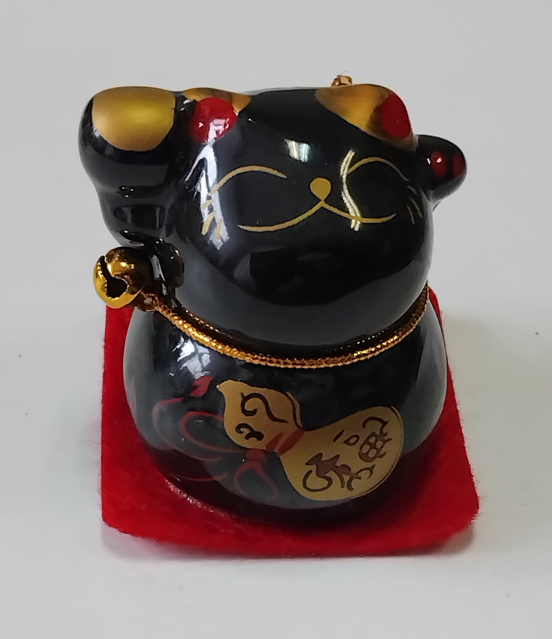 Кішка Манекі-Неко чорна, фото 1