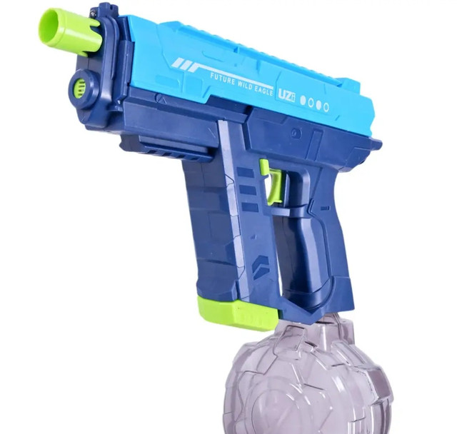 Дитячі водяні пістолети