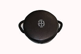 Боксерські лапи та маківари