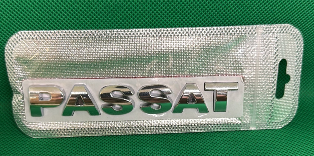 Емблема PASSAT хром 115*16 мм