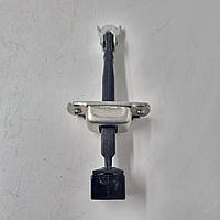 Обмежувач відкриття передніх дверей, оригінал 5702A080