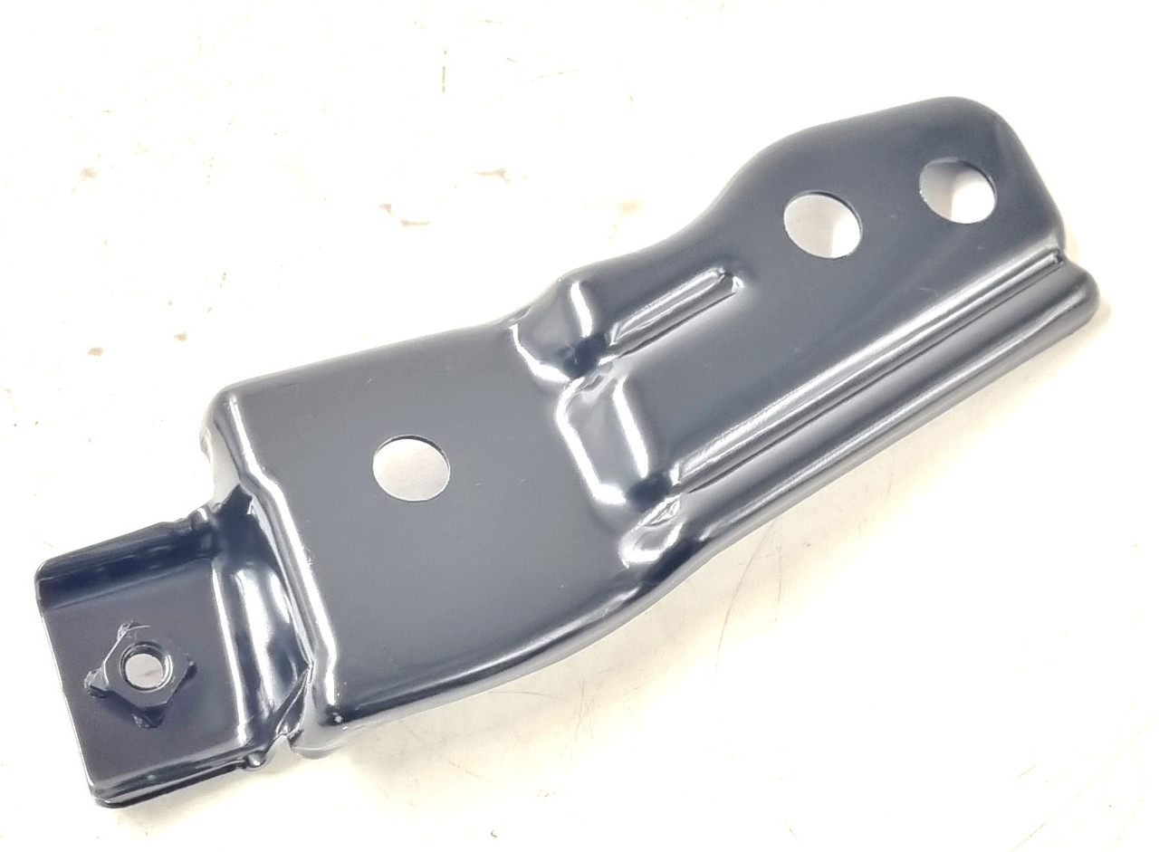 Кронштейн крила лівого, оригінал 5220C649 Мітсубісі Лансер Х 2007-2017