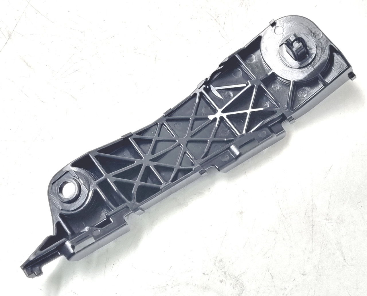 Кріплення бампера переднього лівого, оригінал 52536-42021 Тойота РАВ4, Камрі, Хайлендер, Лексус РХ, ЕС 2003-2018