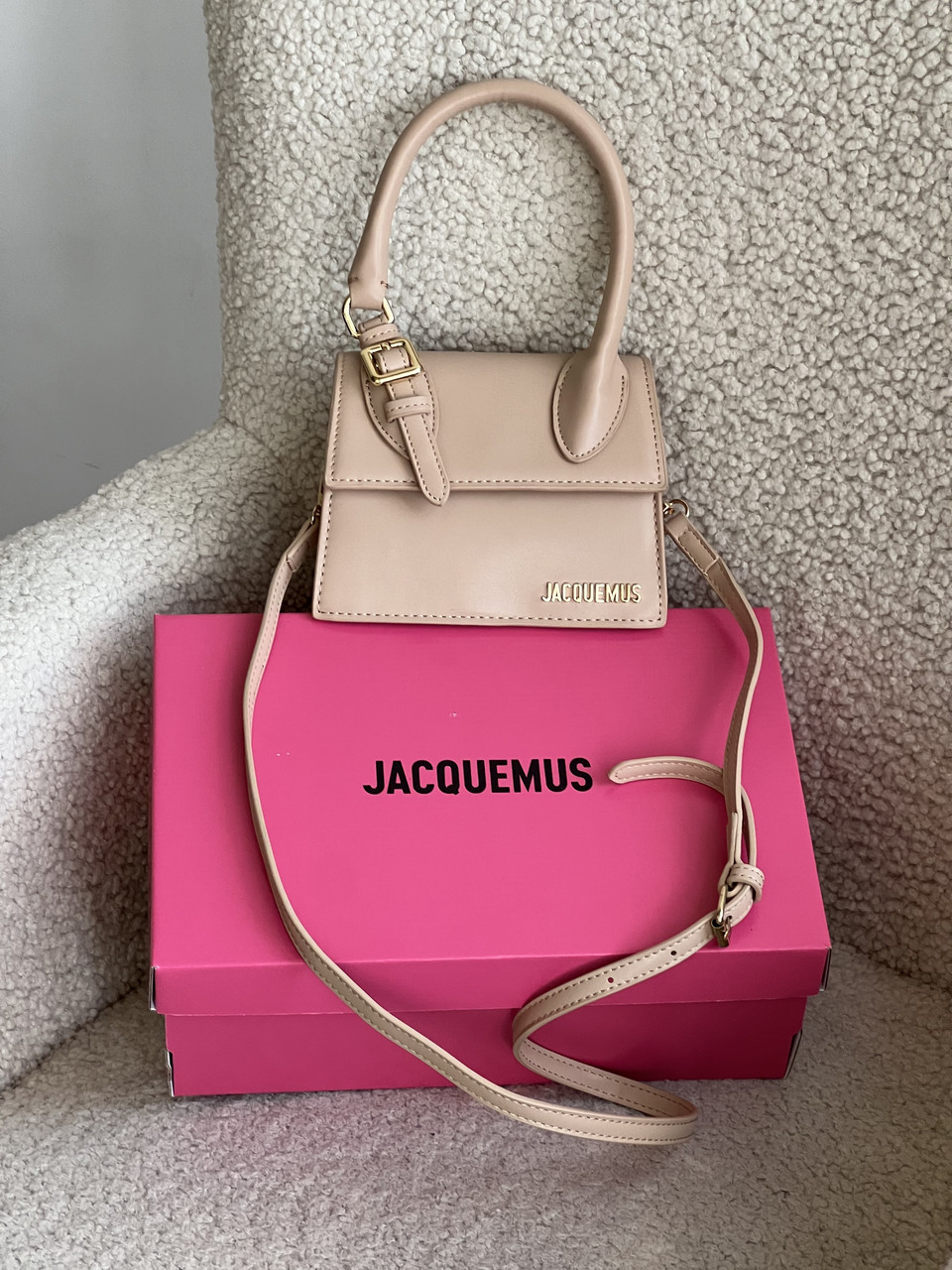 Сумка жіноча Jacquemus Le Chiquito Moyen Boucle Premium бежевий Жакмюс, фото 1