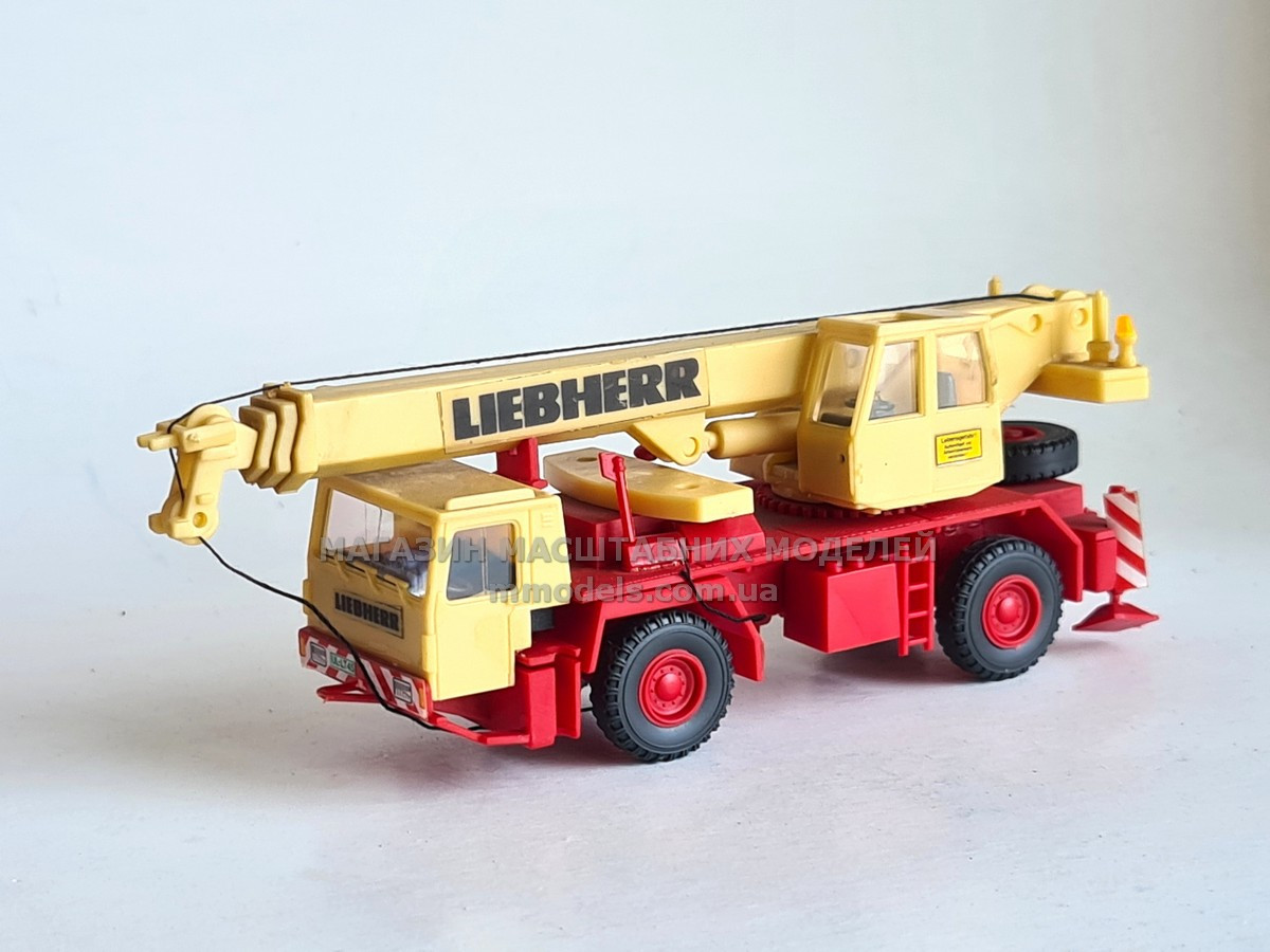 Kbri модель автокрана Liebherr, состояние бу, масштаба 1/87,H0, фото 1